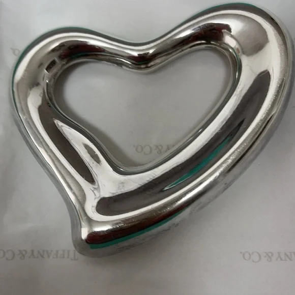 Women’s /Unisex Elsa Peretti Open Heart Buckle/❤️ - Picture 6 of 7